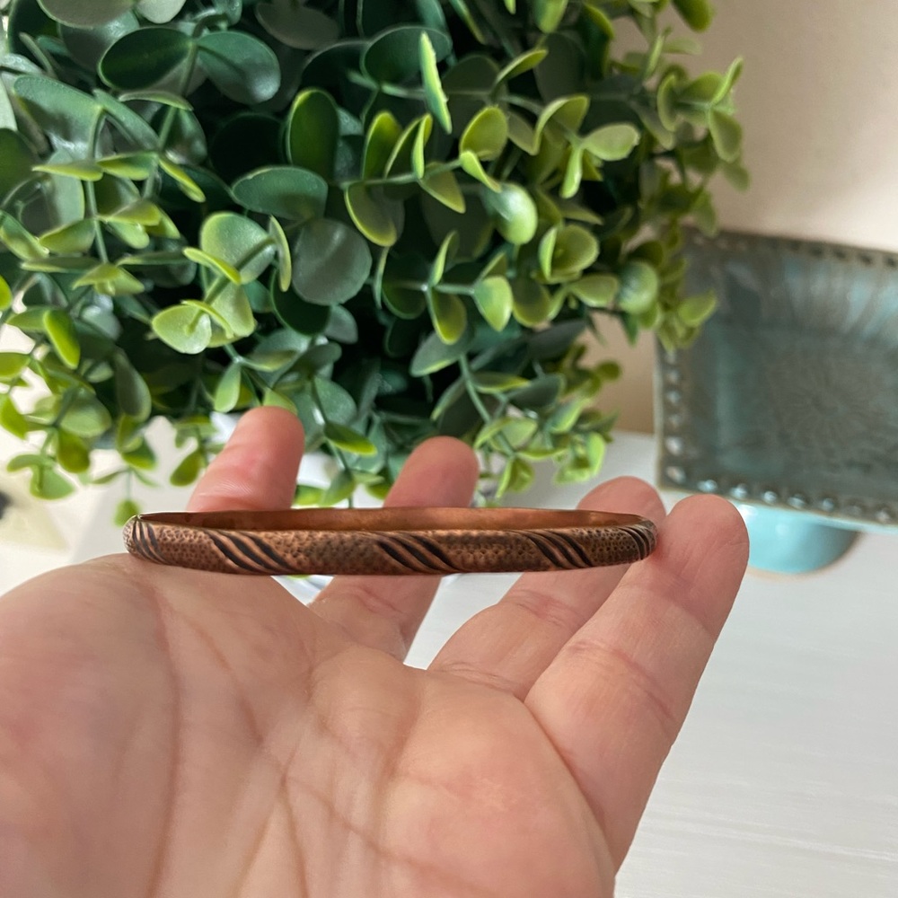 VTG thin Copper bangle Bracelet Rare Boho Hammered etched design